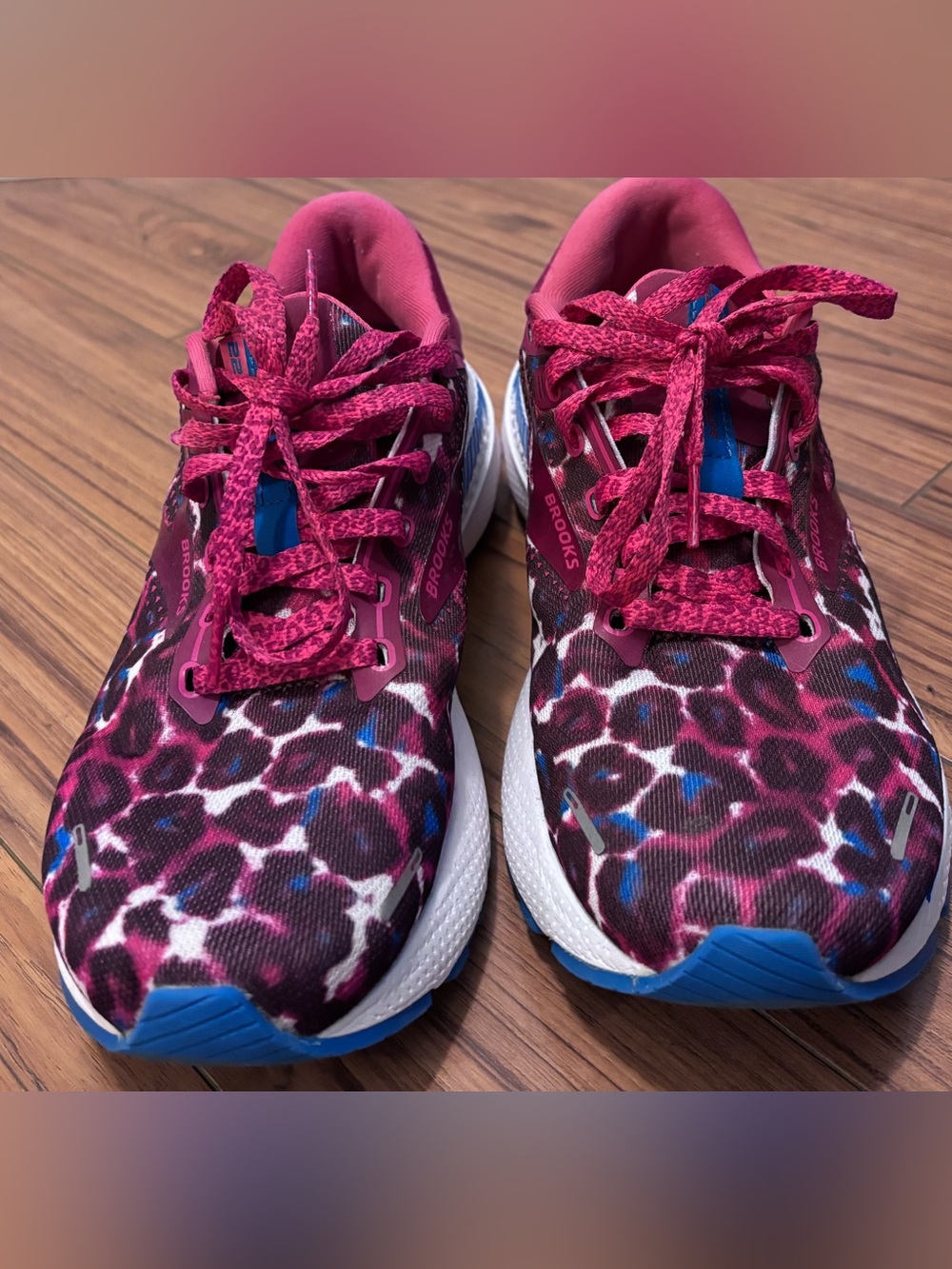 Brooks Adrenaline GTS Women's Running Shoes - Magenta Leopard Print
